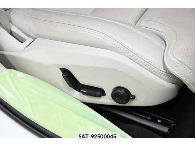 Volvo V90 2022-12 7813741-12