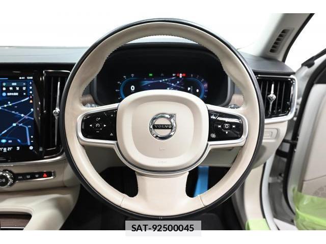 Volvo V90 2022-12 7813741-3