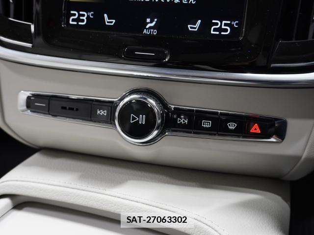 Volvo V90 2019-09 7813743-7