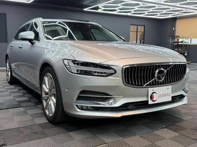 Volvo V90 2018-01 7816899-5
