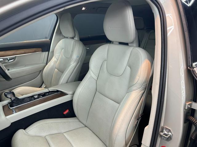 Volvo V90 2017-05 7816913-1