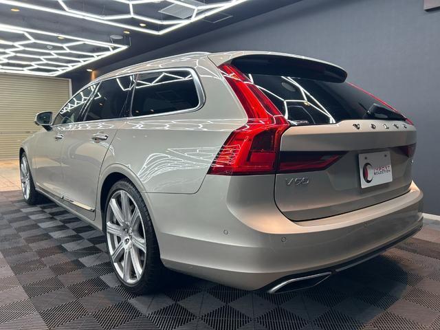 Volvo V90 2017-05 7816913-10