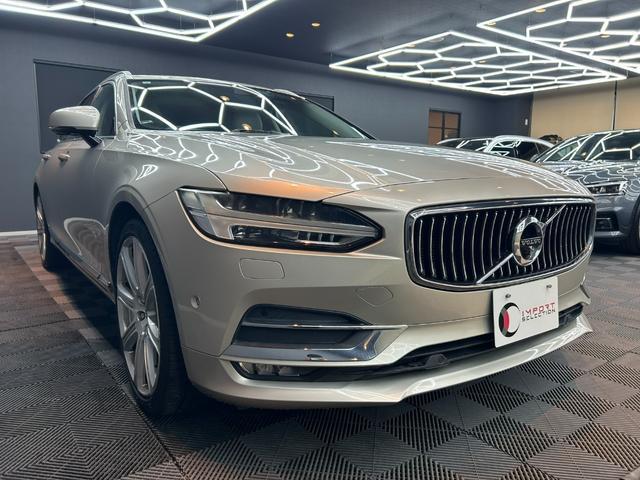 Volvo V90 2017-05 7816913-7