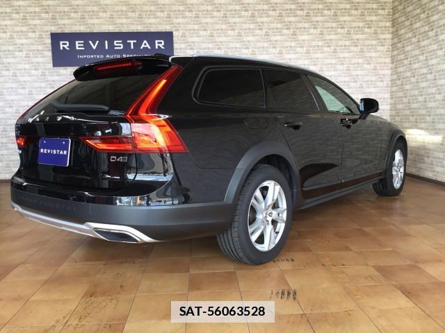 Volvo V90 2019-03 7817809-1