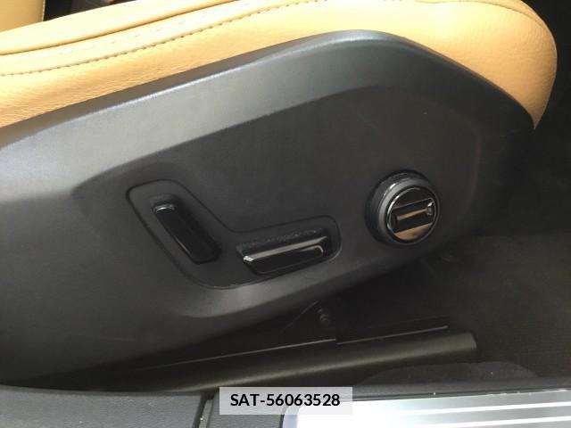 Volvo V90 2019-03 7817809-16