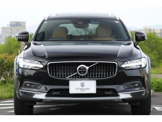 Volvo V90 2021-09 7818646-15