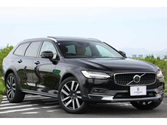 Volvo V90 2021-09 7818646-16