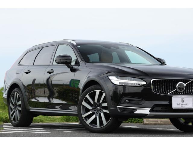 Volvo V90 2021-09 7818646-17