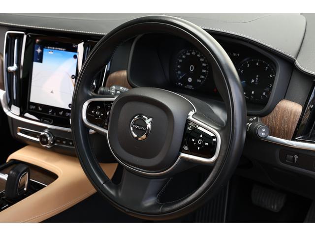 Volvo V90 2021-09 7818646-3