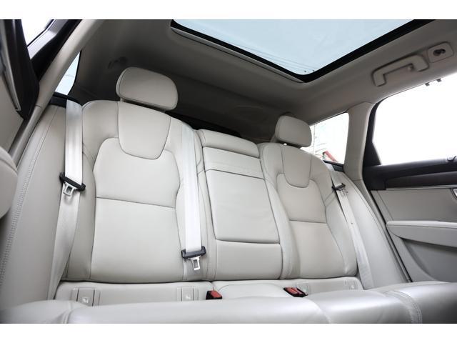 Volvo V90 2021-07 7818672-13