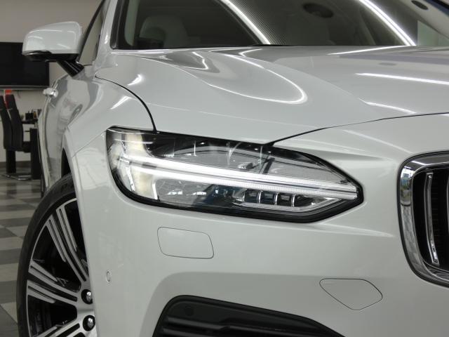 Volvo V90 2021-01 7820236-1