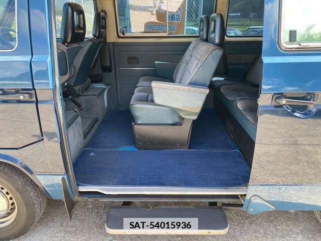 VolksWagen VANAGON 1991-06 7812541-12