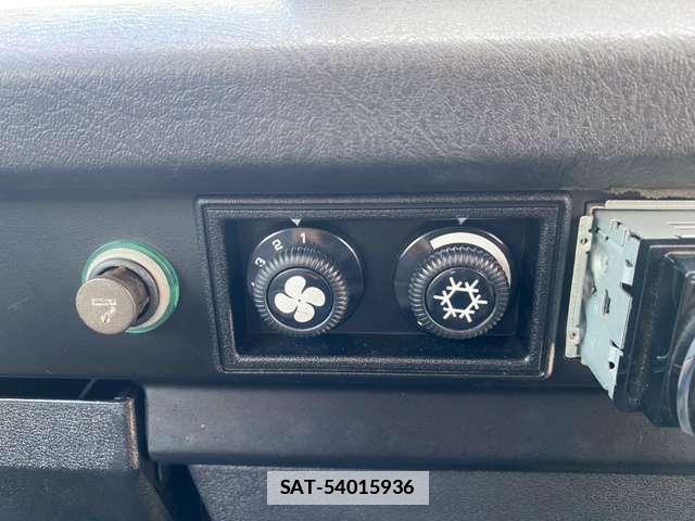 VolksWagen VANAGON 1991-06 7812541-16