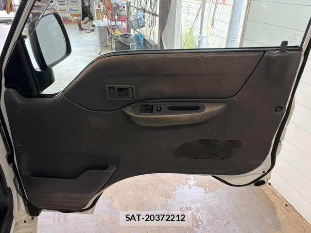 Nissan VANETTE TRUCK 2012-08 7816772-8