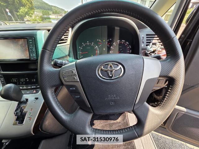 Toyota VELLFIRE 2012-03 7813333-2