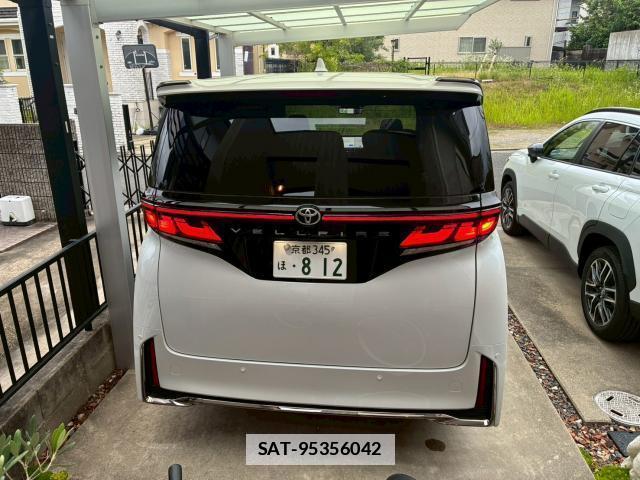 Toyota VELLFIRE 2025-10 7813588-1