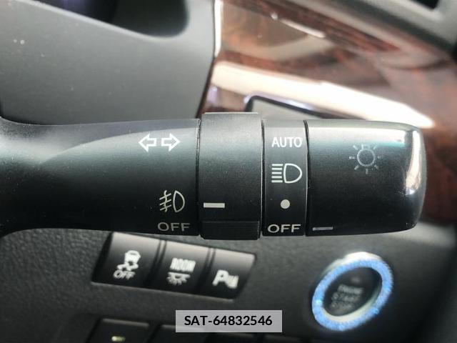 Toyota VELLFIRE 2012-09 7813644-15