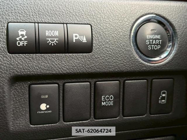 Toyota VELLFIRE 2013-07 7814843-12