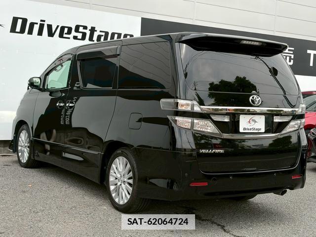 Toyota VELLFIRE 2013-07 7814843-4