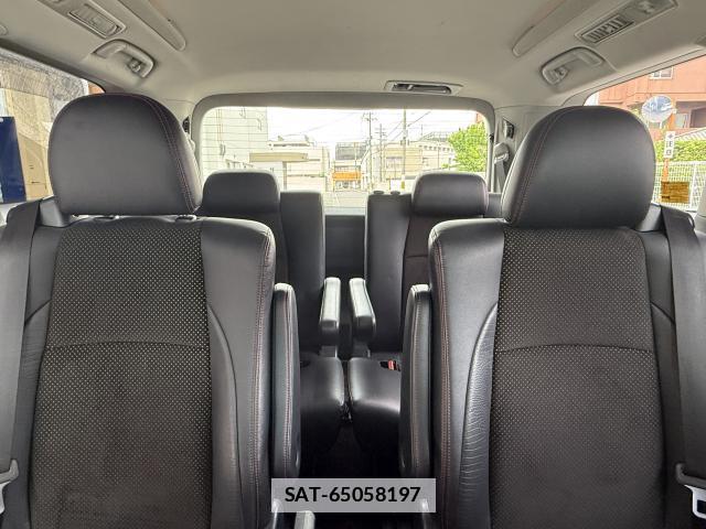 Toyota VELLFIRE 2014-08 7815282-17