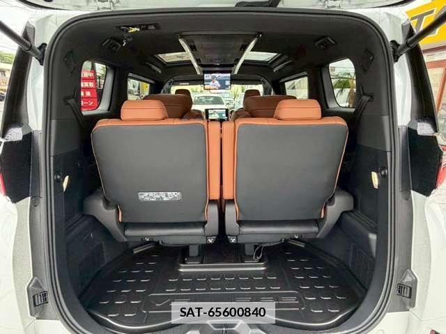 Toyota VELLFIRE 2025-10 7815388-12