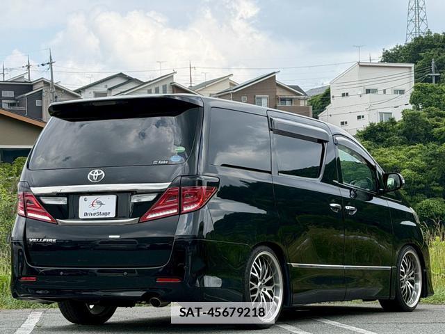 Toyota VELLFIRE 2013-09 7816238-1