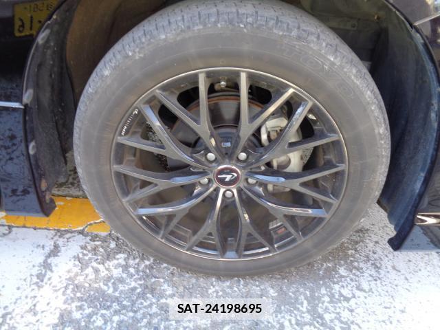 Toyota VELLFIRE 2020-02 7817026-8