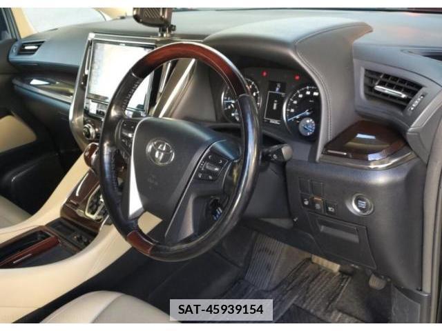 Toyota VELLFIRE 2017-01 7817229-2