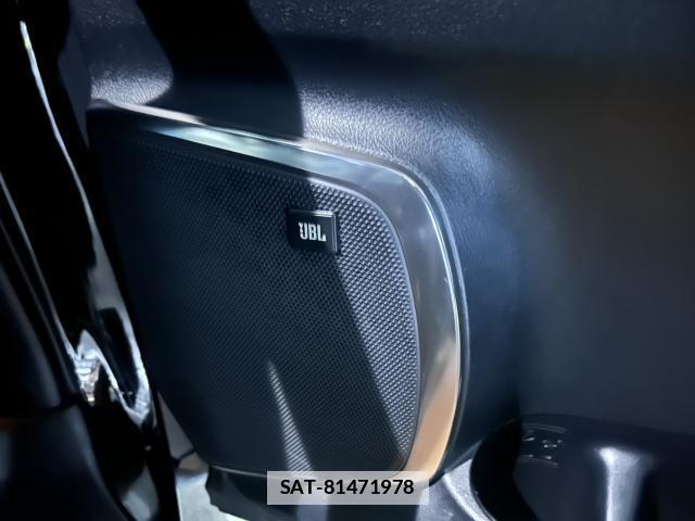 Toyota VELLFIRE 2017-08 7817319-12