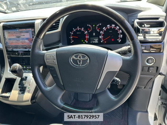 Toyota VELLFIRE 2013-07 7817877-13