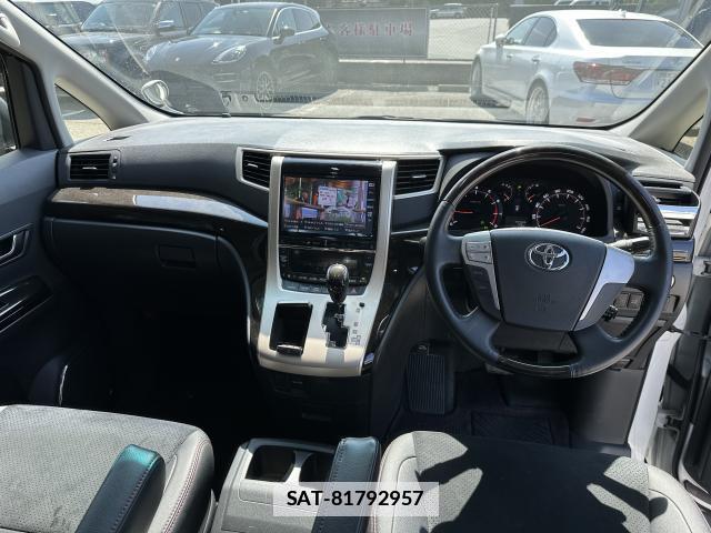 Toyota VELLFIRE 2013-07 7817877-4