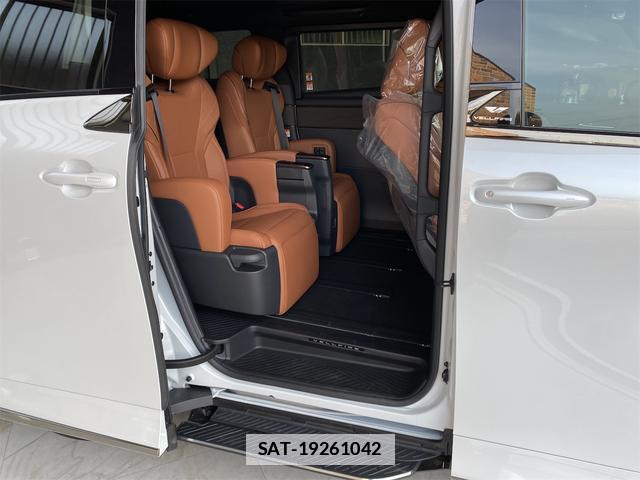 Toyota VELLFIRE 2026-04 7818716-13