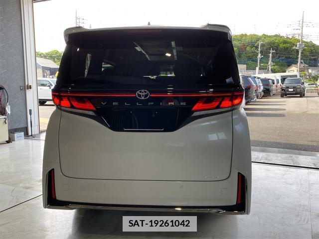 Toyota VELLFIRE 2026-04 7818716-2
