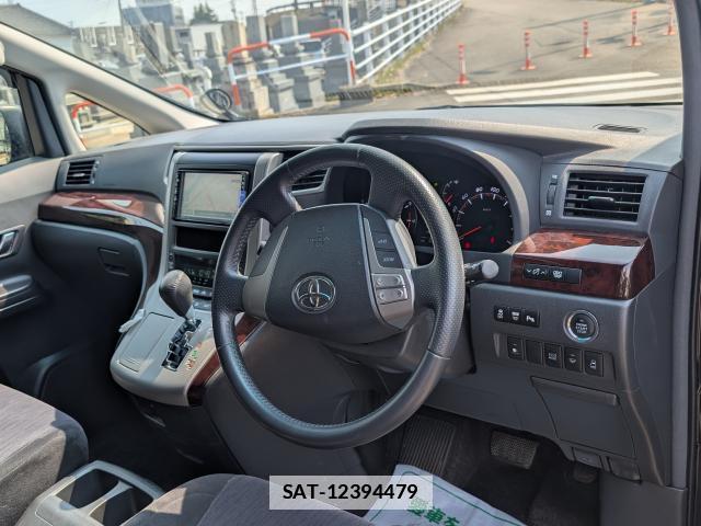 Toyota VELLFIRE 2013-03 7819069-2