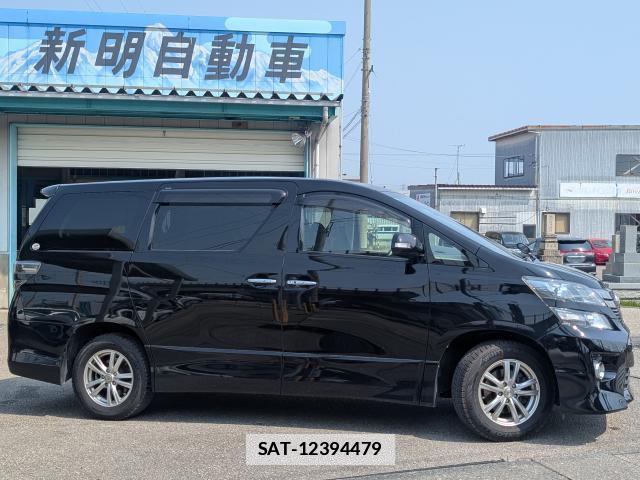 Toyota VELLFIRE 2013-03 7819069-3