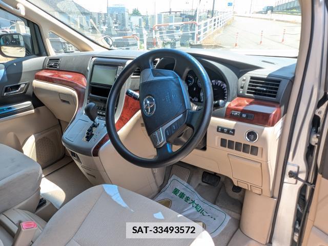 Toyota VELLFIRE 2011-12 7819088-2