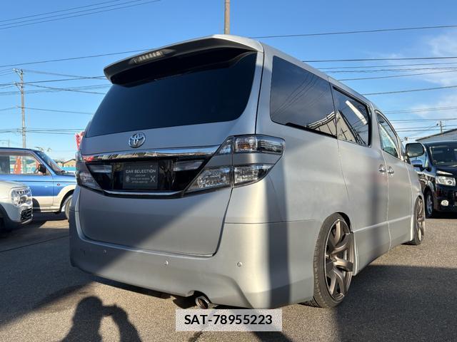 Toyota VELLFIRE 2011-12 7819121-3