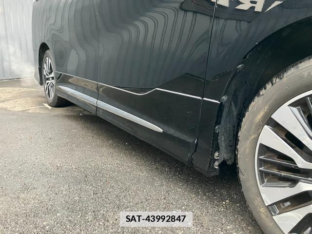 Toyota VELLFIRE 2020-06 7819254-13