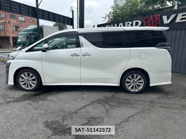 Toyota VELLFIRE 2018-11 7819336-14