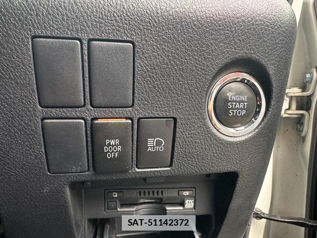 Toyota VELLFIRE 2018-11 7819336-5