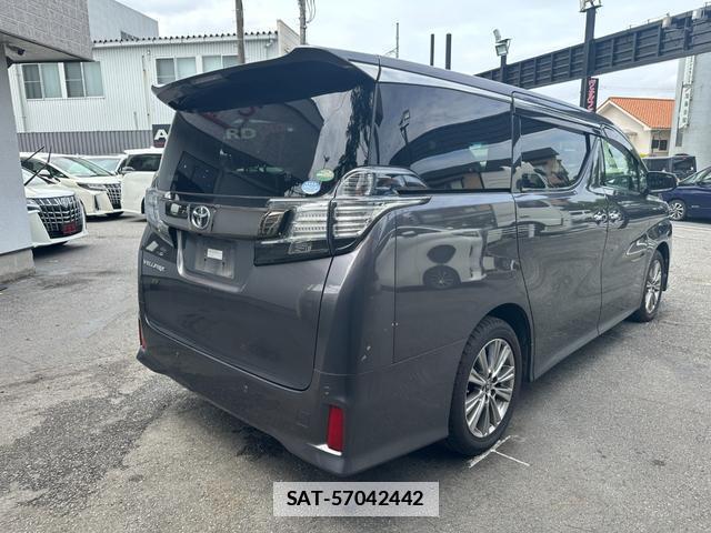 Toyota VELLFIRE 2017-10 7819338-13