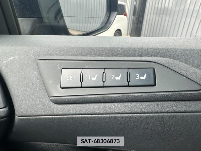 Toyota VELLFIRE 2016-05 7819342-9