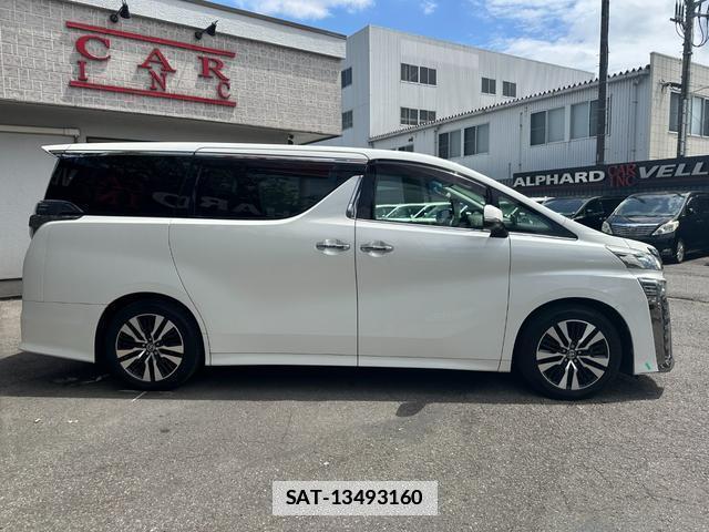 Toyota VELLFIRE 2018-05 7819343-16
