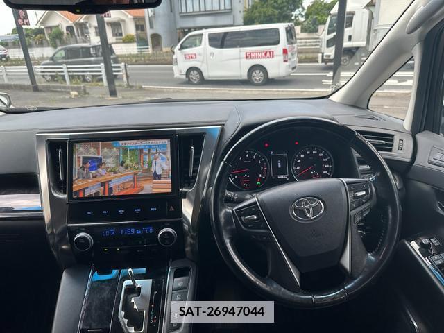 Toyota VELLFIRE 2018-01 7819350-15