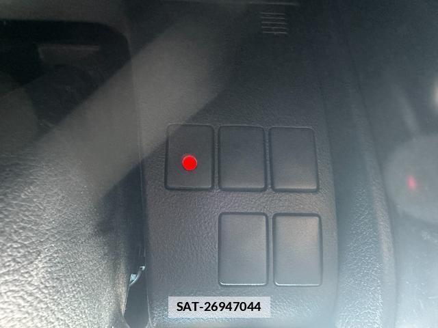 Toyota VELLFIRE 2018-01 7819350-7