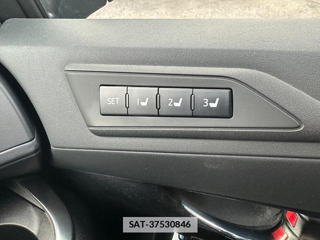Toyota VELLFIRE 2016-04 7819352-8