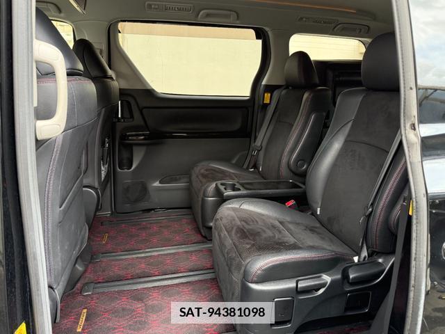 Toyota VELLFIRE 2013-03 7820806-12