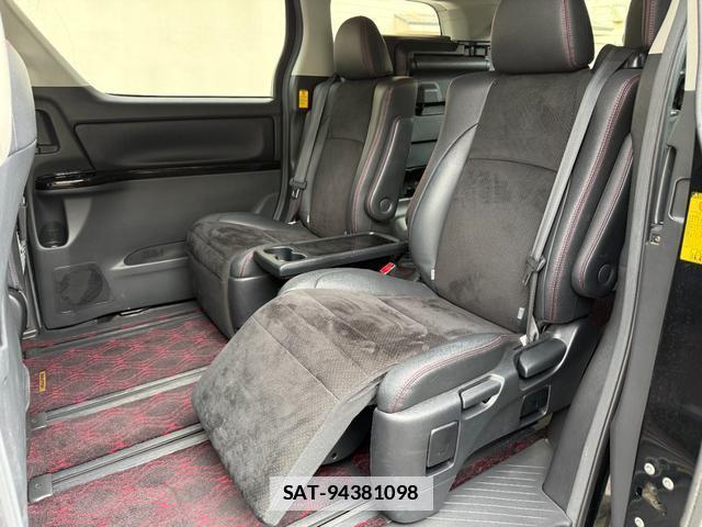 Toyota VELLFIRE 2013-03 7820806-13
