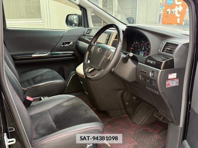 Toyota VELLFIRE 2013-03 7820806-17