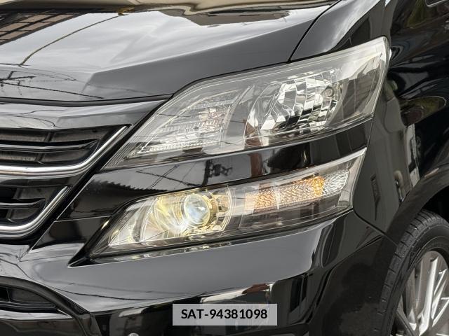 Toyota VELLFIRE 2013-03 7820806-3